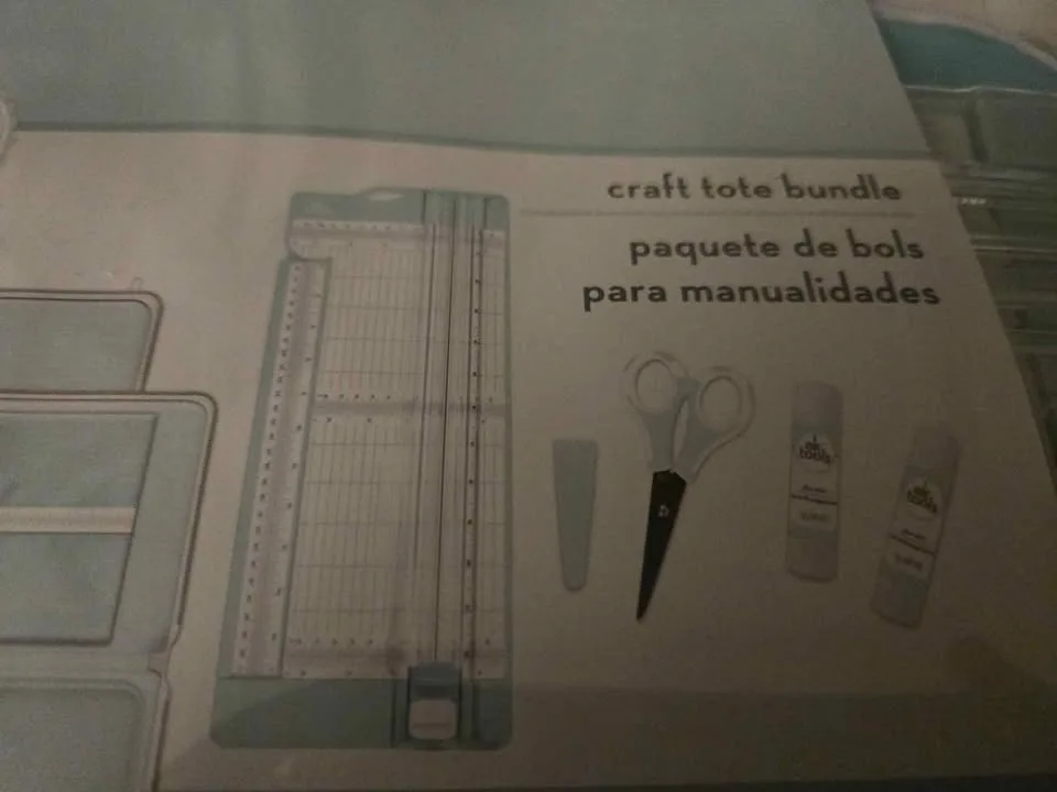 $20 Craft set with carry bag! image indicator(4)