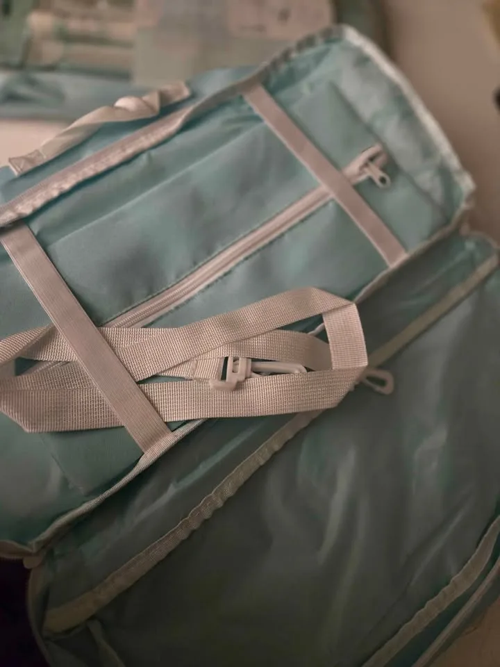 $20 Craft set with carry bag! image indicator(6)