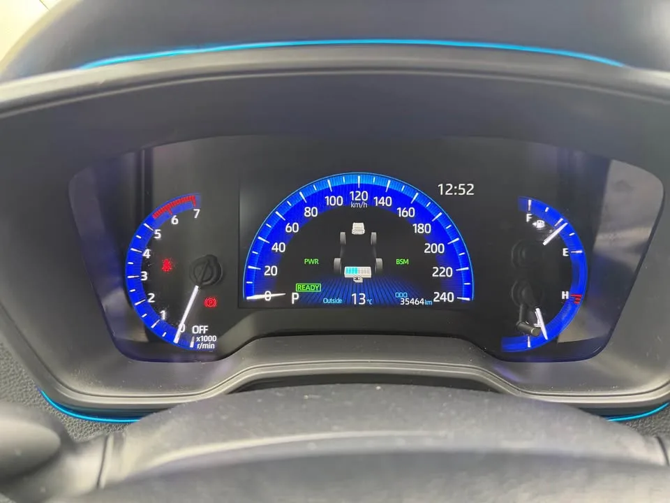 2022 Toyota Corolla Hybrid image indicator(10)