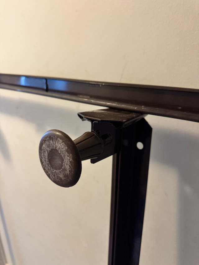 Metal King/Queen Bed frame