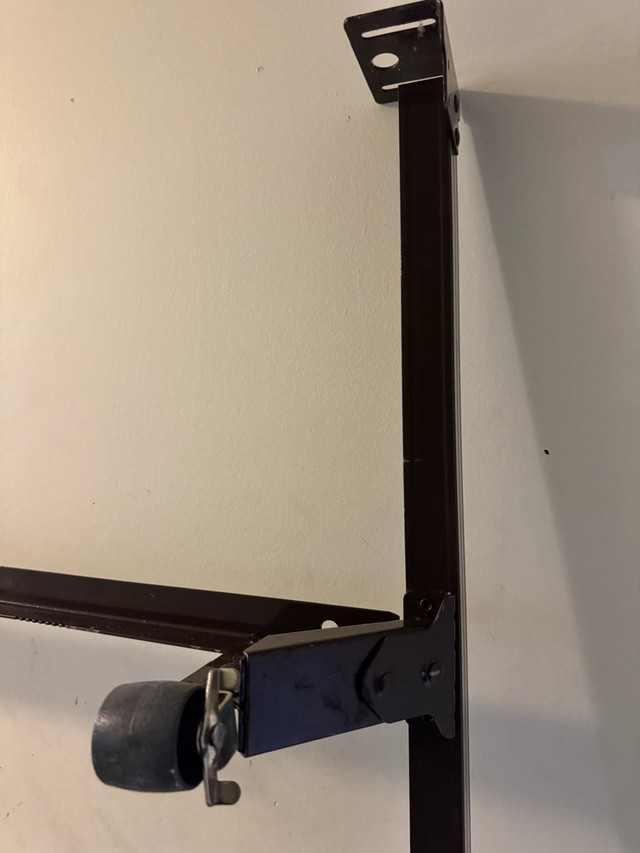 Metal King/Queen Bed frame - photo 2