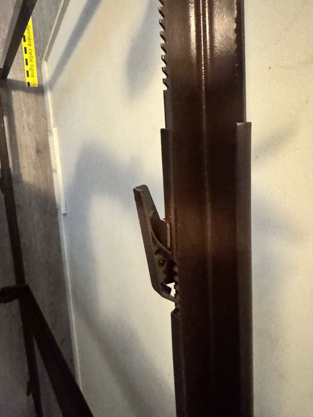 Metal King/Queen Bed frame - photo 4