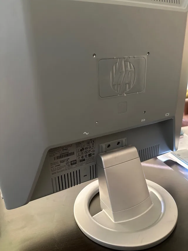 HP vs19 19” LCD Screen image indicator(2)