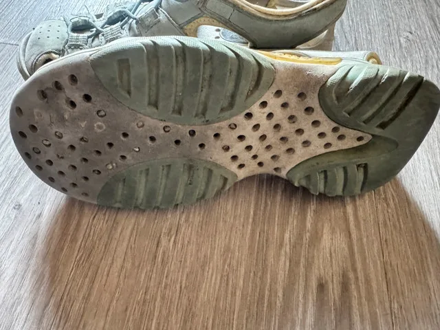 Girls Sandals Size 5M image indicator(3)