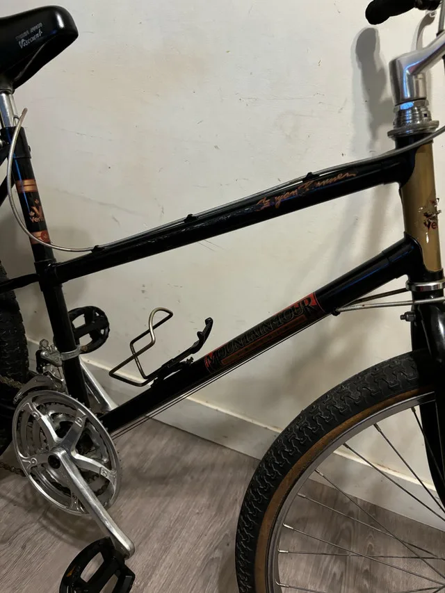 Venture Mountain Tour Bike - Vintage MTB image indicator(3)