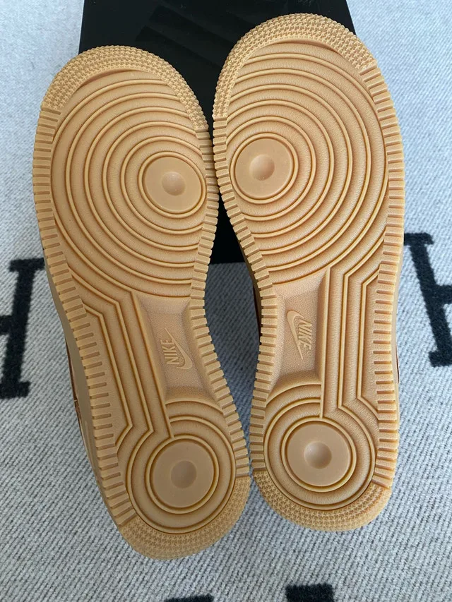 Supreme Nike Air Force 1 Low SP Wheat US9 image indicator(10)