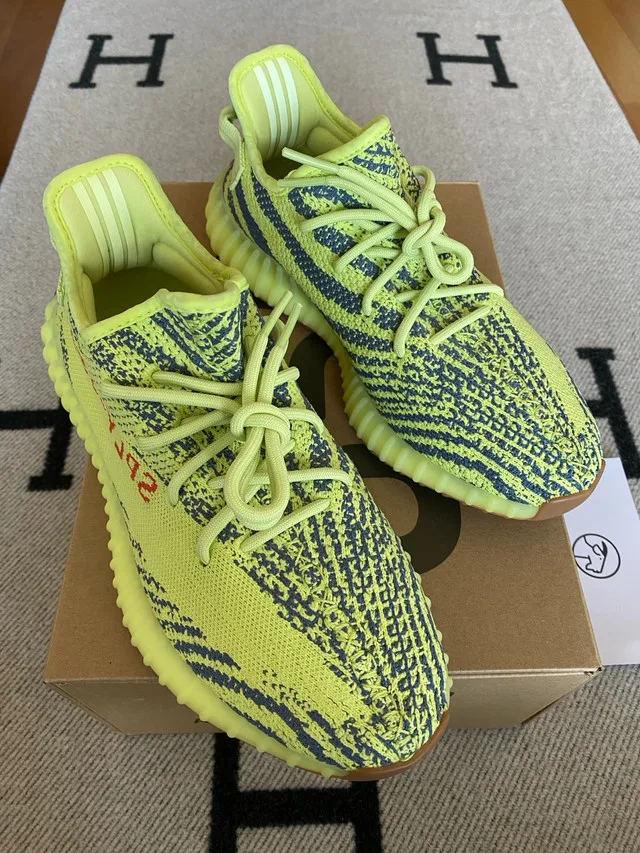 Adidas Yeezy 350 V2 Semi Frozen Yellow Size US9 thumbnail