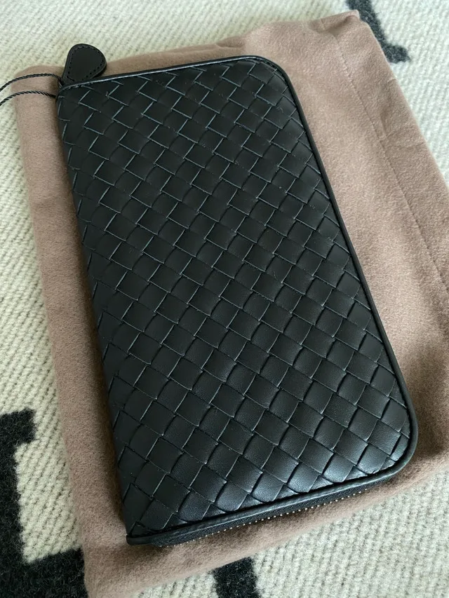 Bottega Veneta BV Intrecciato Zip Wallet thumbnail