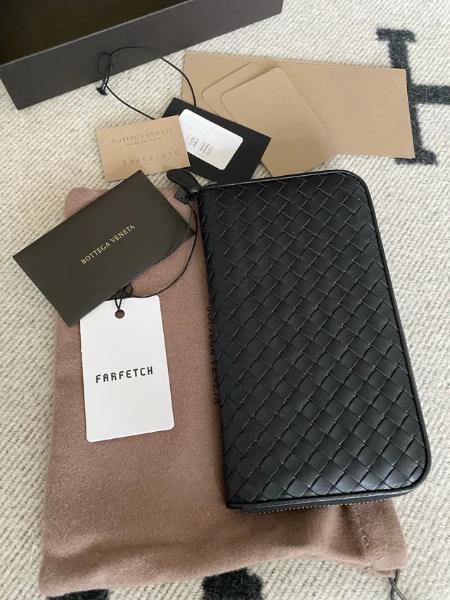 Bottega Veneta BV Intrecciato Zip Wallet image indicator(3)