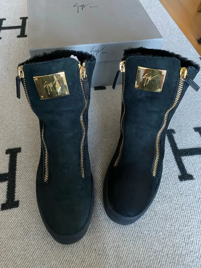 Giuseppe Zanotti GZ Leather Sneaker Size 42 thumbnail