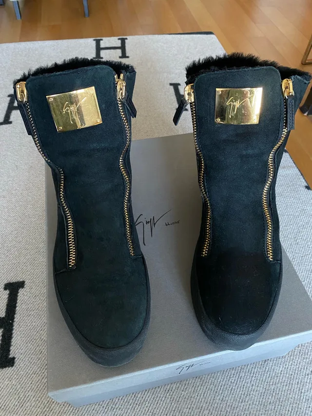 Giuseppe Zanotti GZ Leather Sneaker Size 42 image indicator(7)