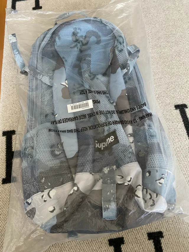 Supreme SS20 Blue Camo Backpack thumbnail
