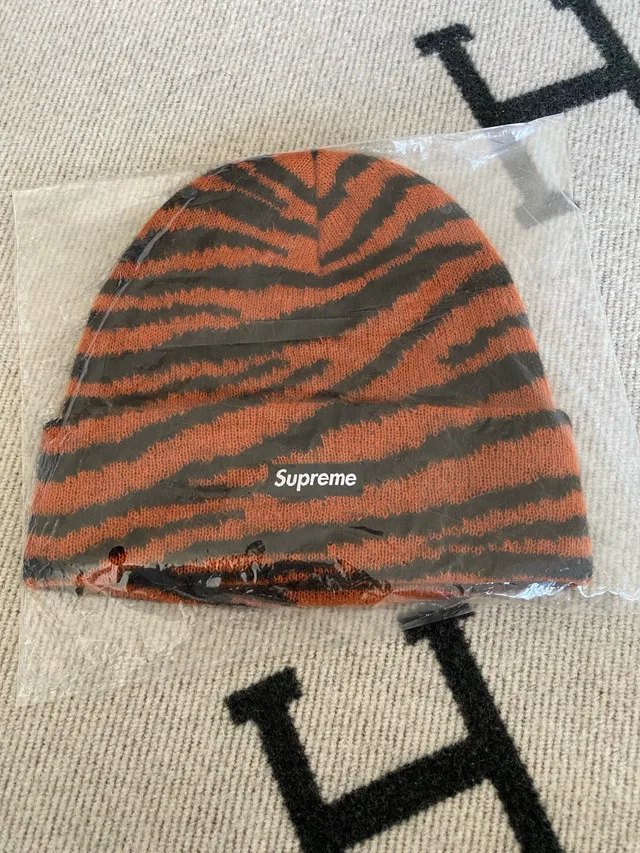 Supreme FW20 Mohair Beanie thumbnail