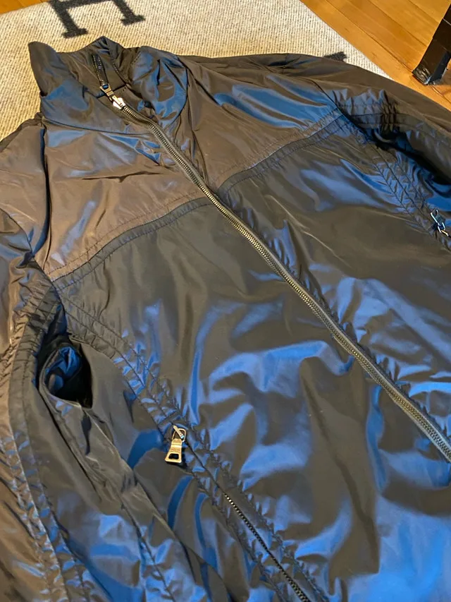 Prada Nylon Jacket Authentic Size Medium IT48 image indicator(9)