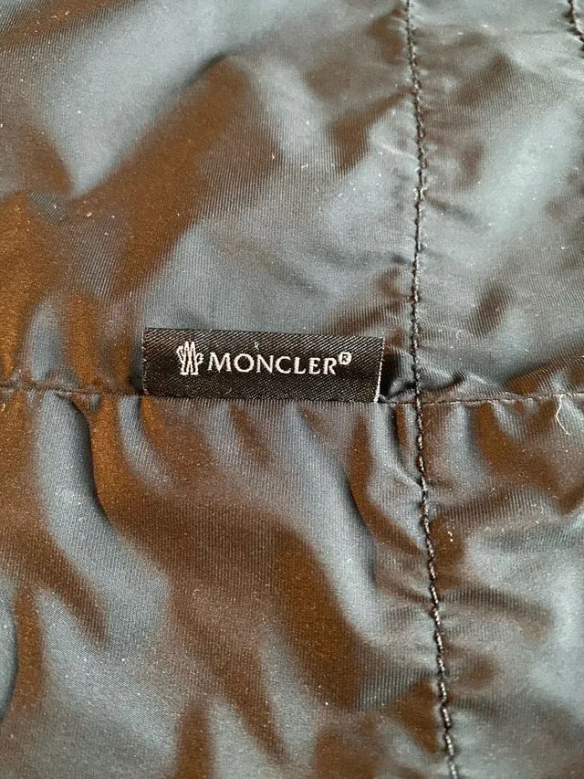 Moncler Nylon Parka Black Size 3 image indicator(7)