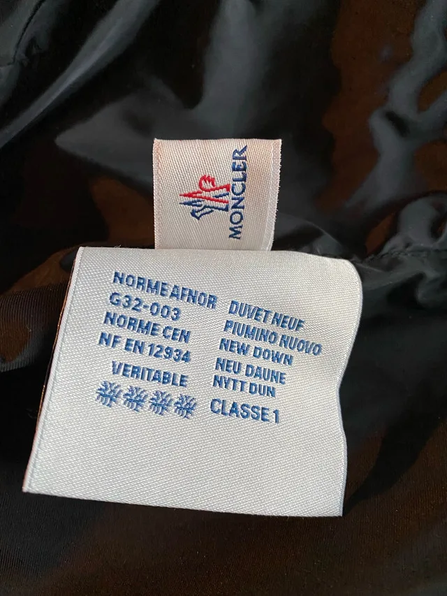 Moncler Nylon Parka Black Size 3 image indicator(8)