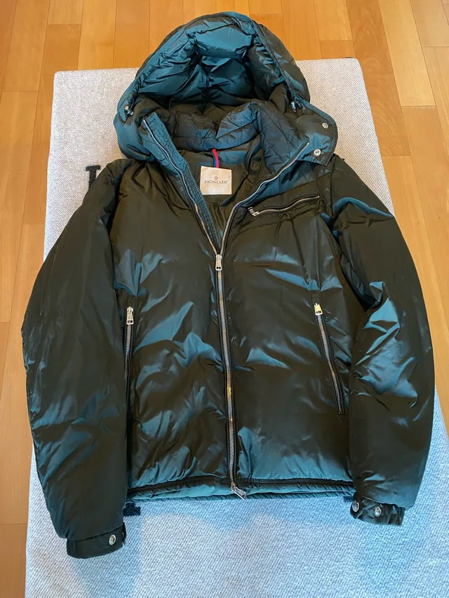 Moncler Down Jacket Olive Green Size 4 thumbnail