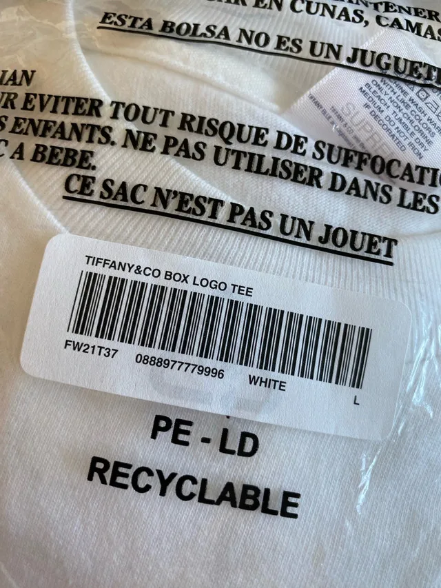 Suprme Box Logo BOGO Tee T-Shirt Backpack Sale image indicator(3)