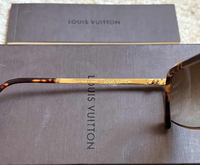 Vintage Louis Vuitton Alias GM sunglasses Gold for sale - photo 3