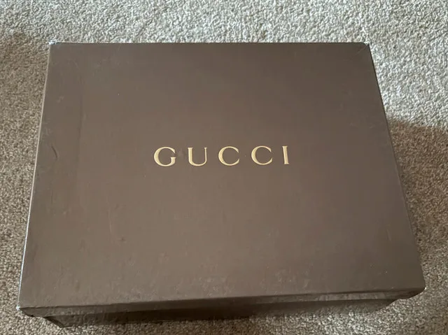 VINTAGE WHITE GUCCI HIGH TOP SHOES MENS SIZE 7.5 image indicator(5)