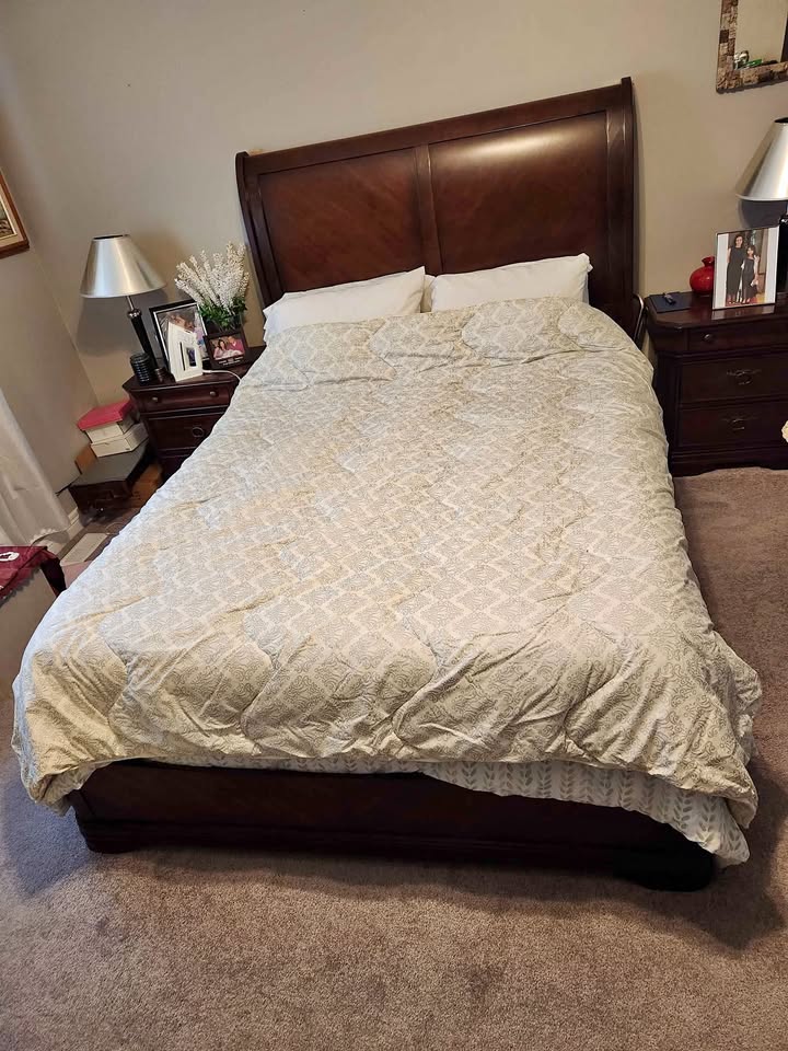 Set of heay duty Duvet or Rajaee with cover for Queen size bed