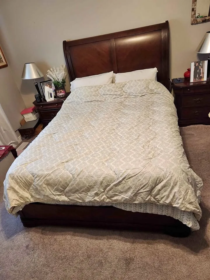 Set of heay duty Duvet or Rajaee with cover for Queen size bed