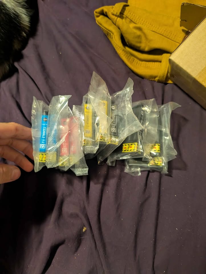 T220XL printer Ink Brand new - photo 5