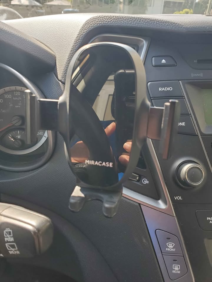 Car phone mount (Vent) - photo 3