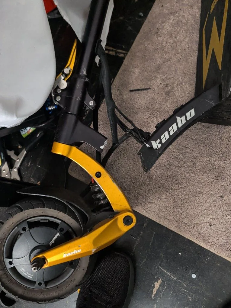 *FOR PARTS* Kaabo Mantis King GT Hyperscooter image indicator(2)