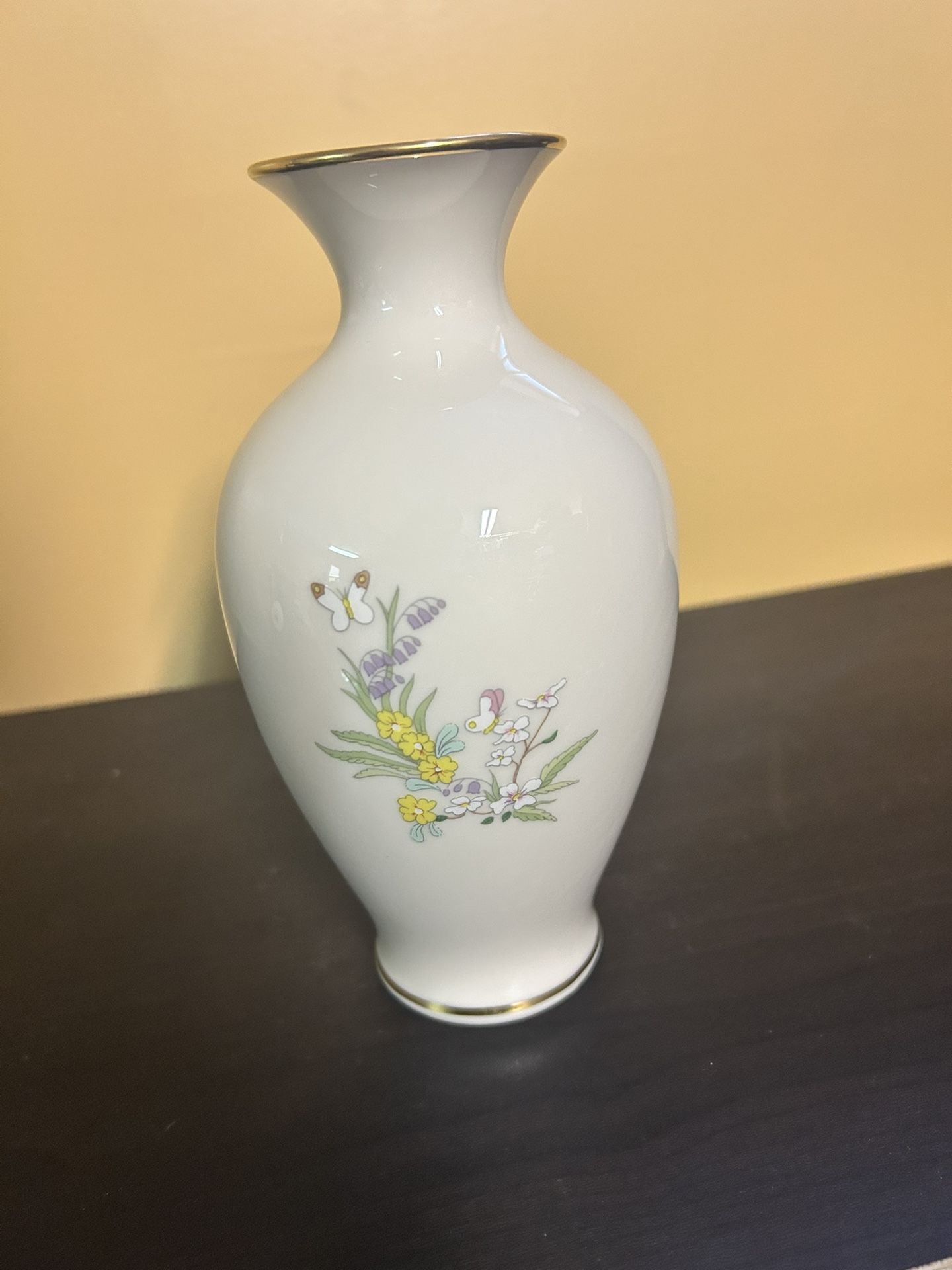 Lenox Mother's Day 1984 Limited Edition Vase - photo 2