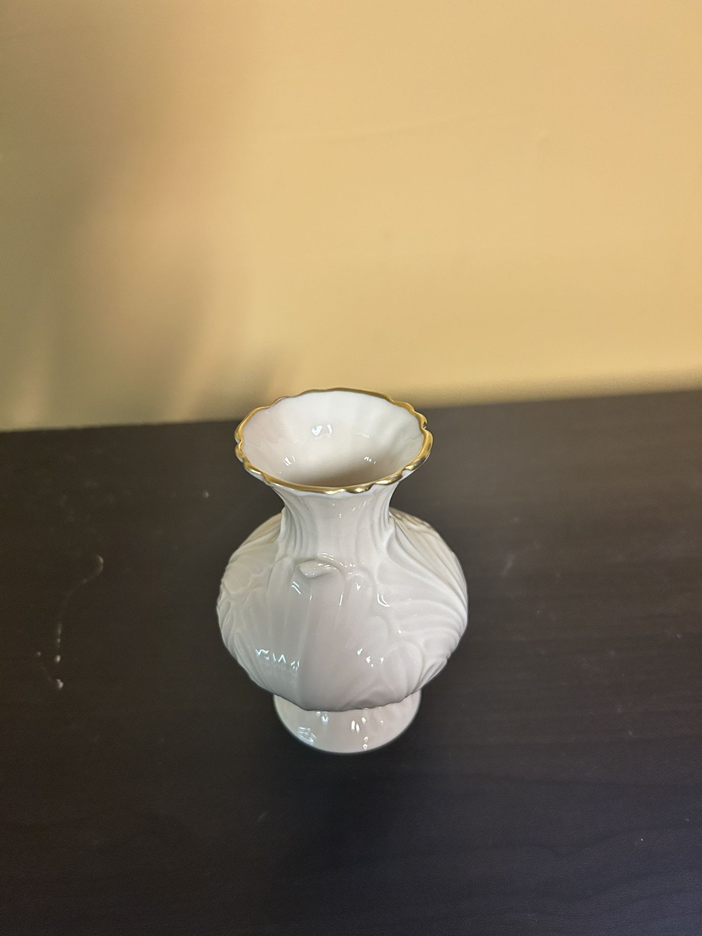 Lenox Ivory Bud Vase with Gold Accents - photo 2