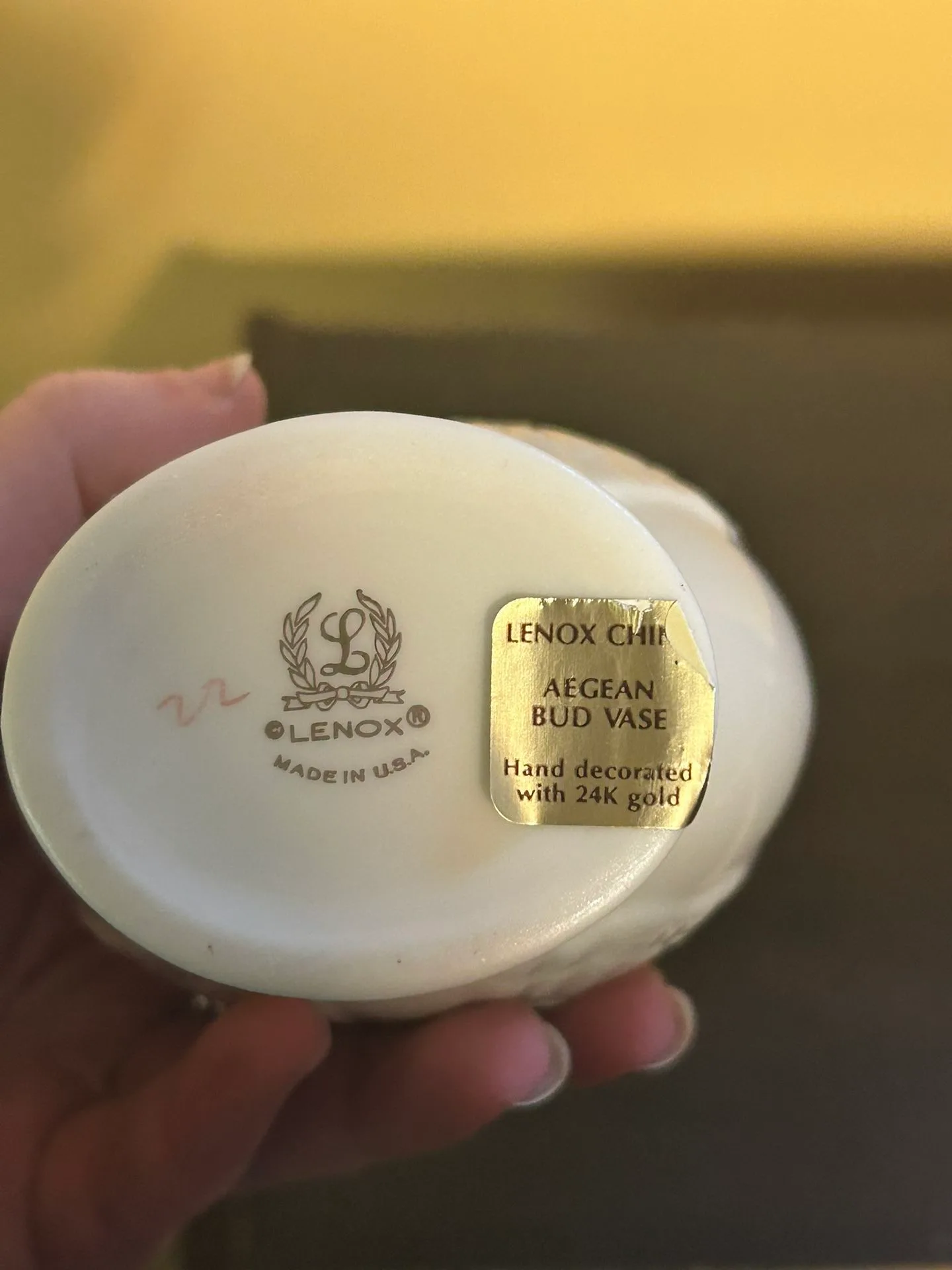 Lenox Aegean Bud Vase, 24k Gold Accents image indicator(4)