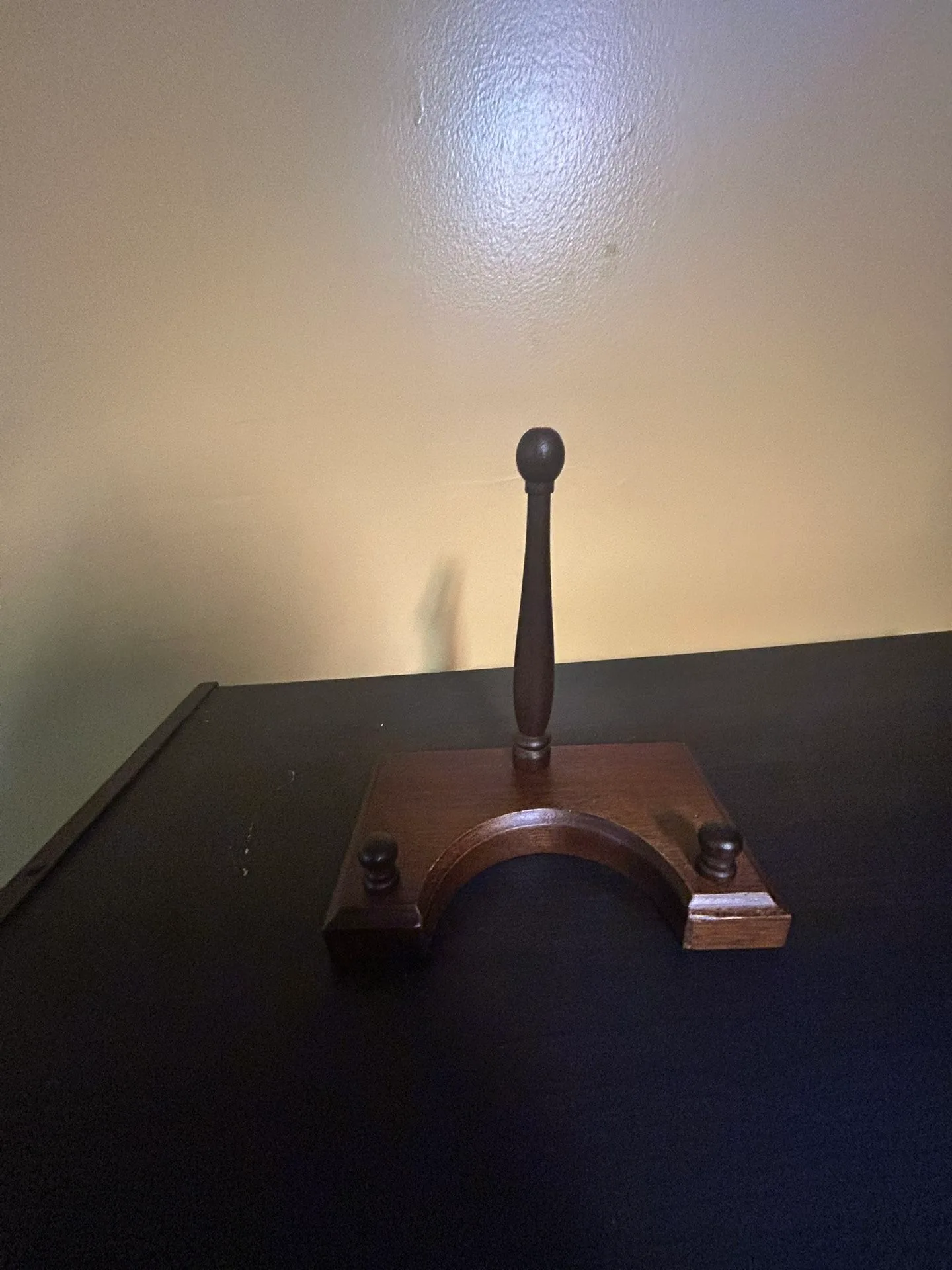 Lenox Anniversary Plate with Stand image indicator(3)