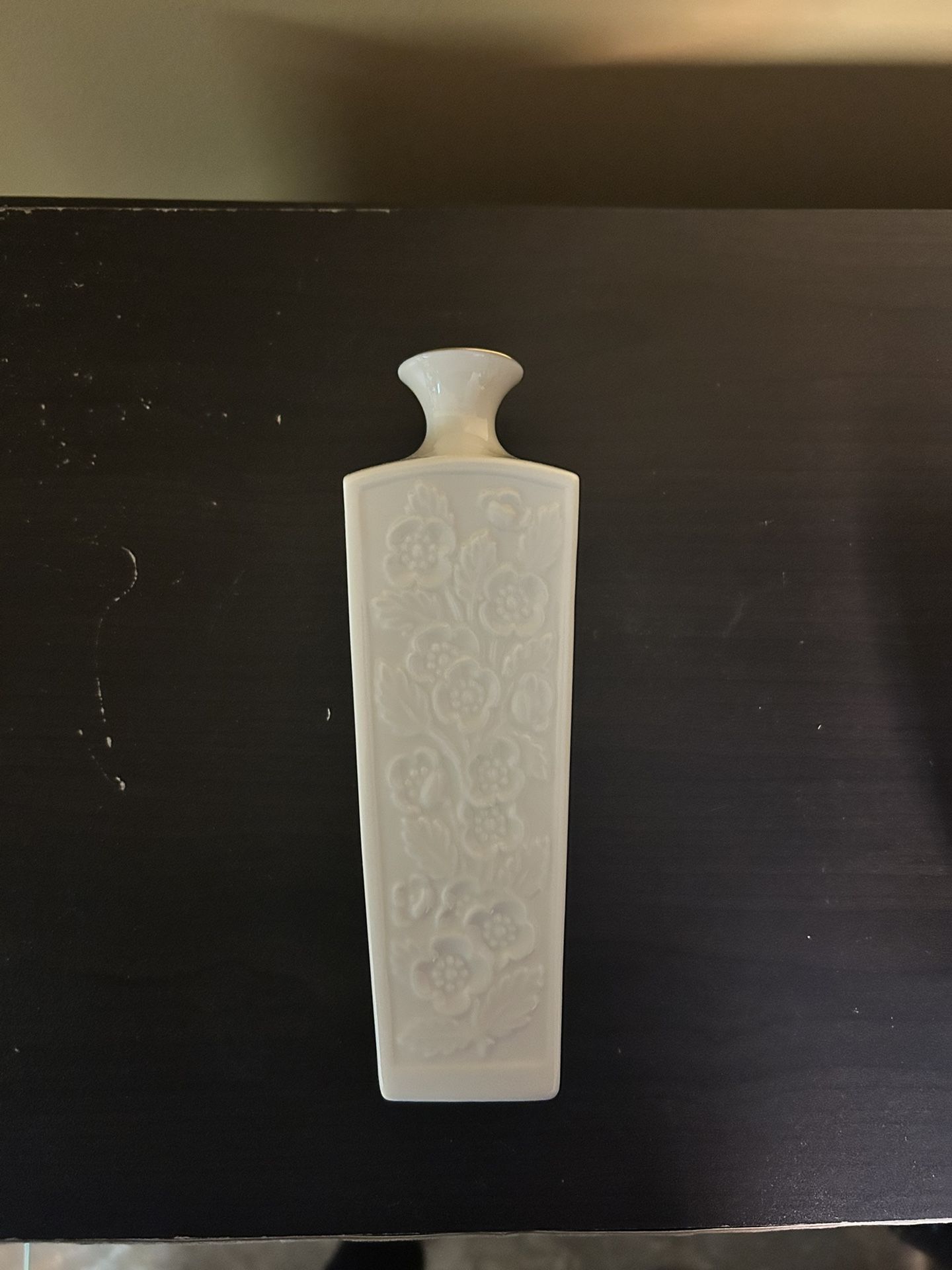 Lenox White Rectangular Bud Vase with Floral Design - photo 3
