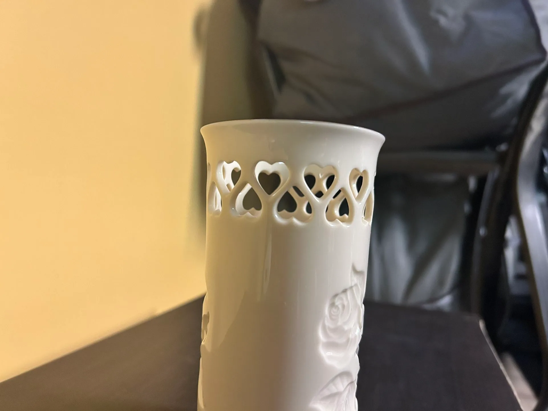 Lenox Heart Rose Bud Vase image indicator(3)