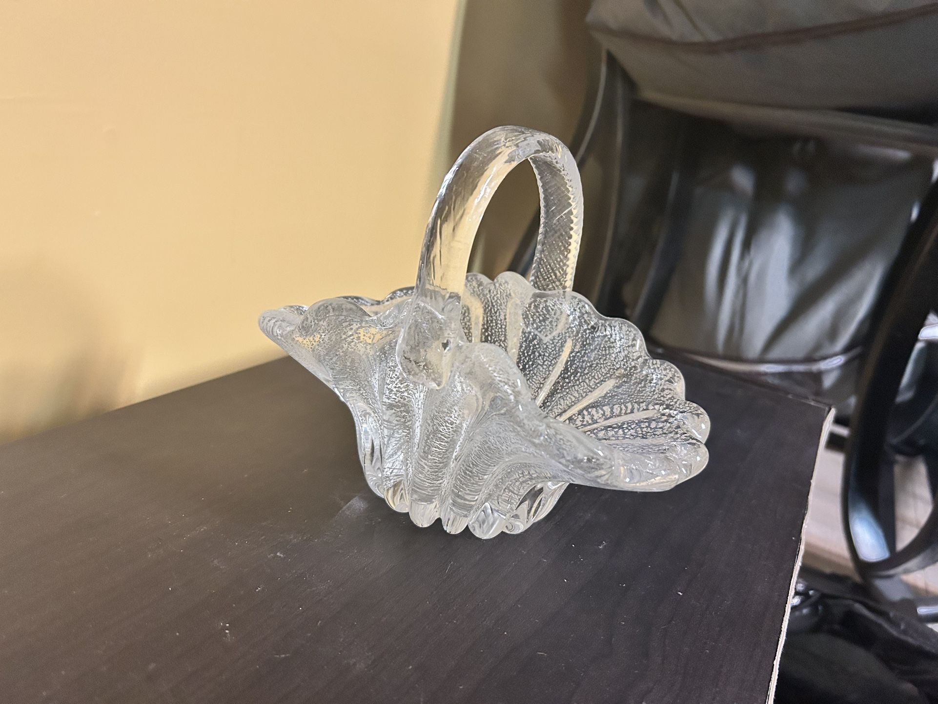 Vintage Mikasa Lasio Glass Basket - photo 4