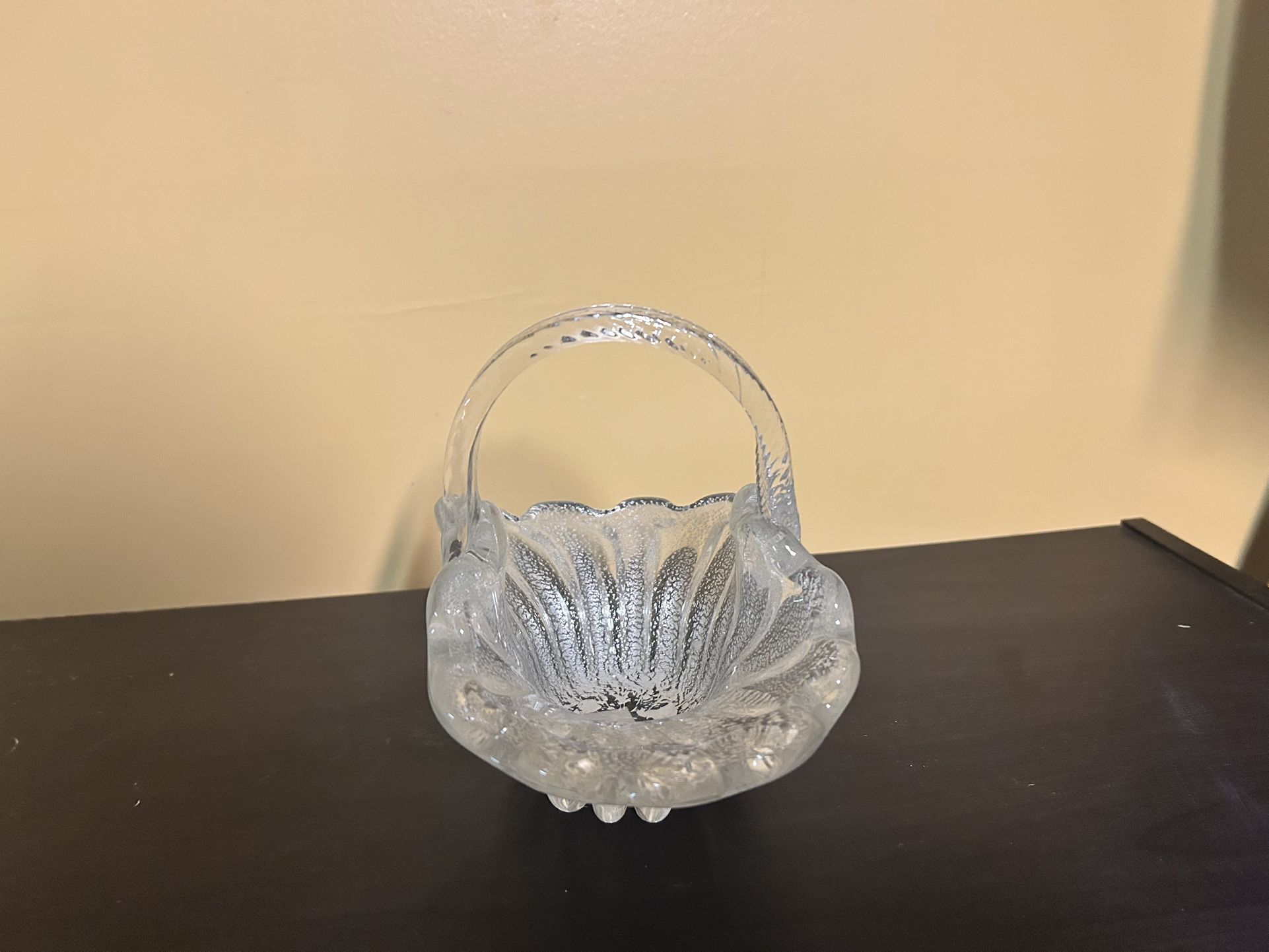 Vintage Mikasa Lasio Glass Basket - photo 5