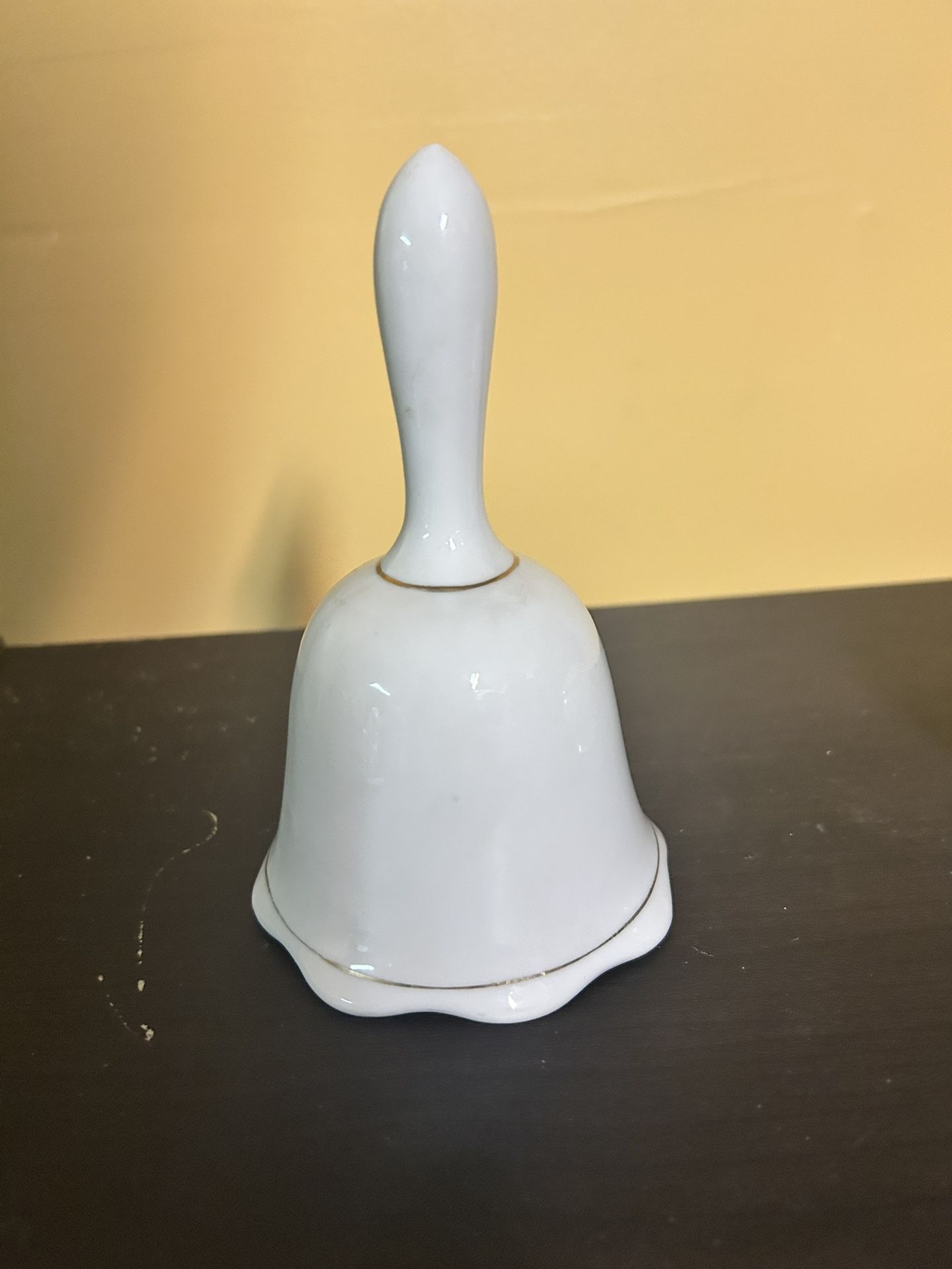 Vintage Scotland Souvenir Porcelain Bell - photo 2