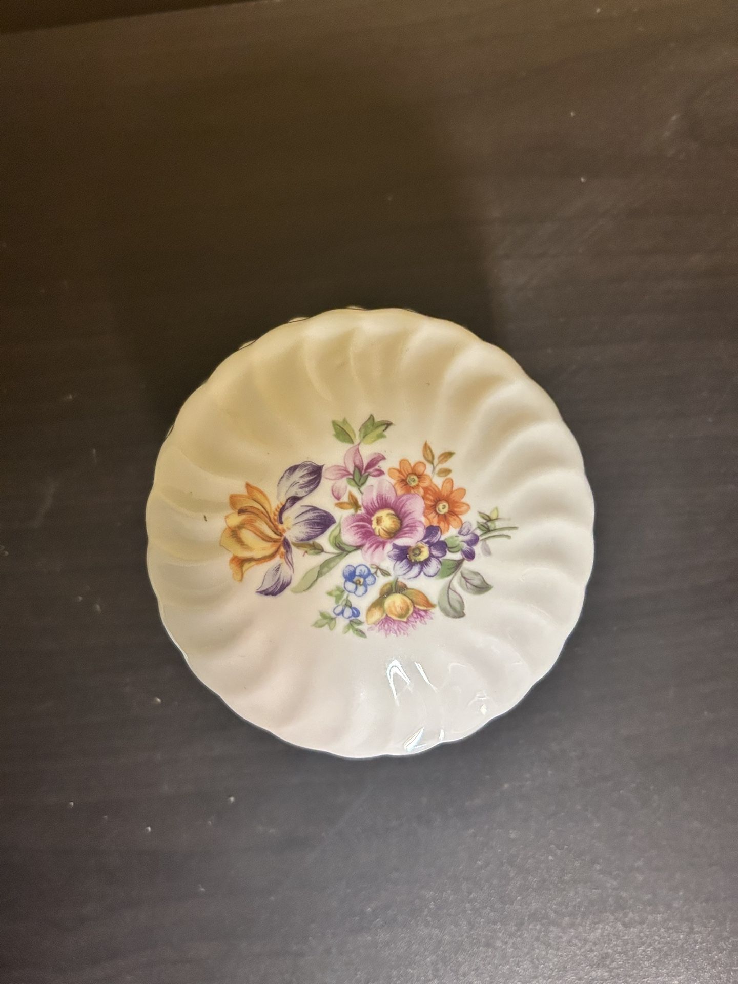 Vintage Floral Trinket Box - photo 3