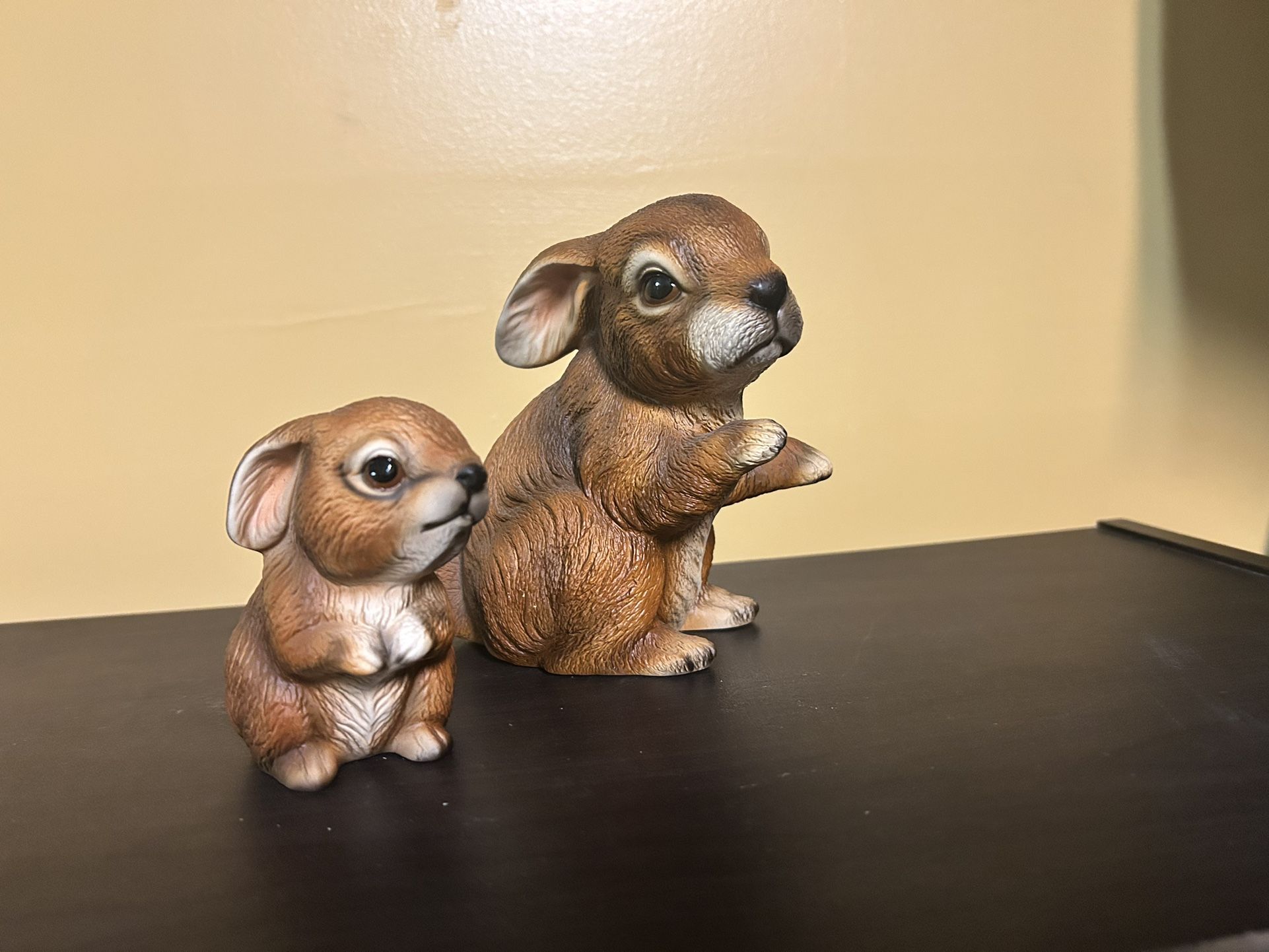 Adorable Pair of Resin Rabbits - photo 3