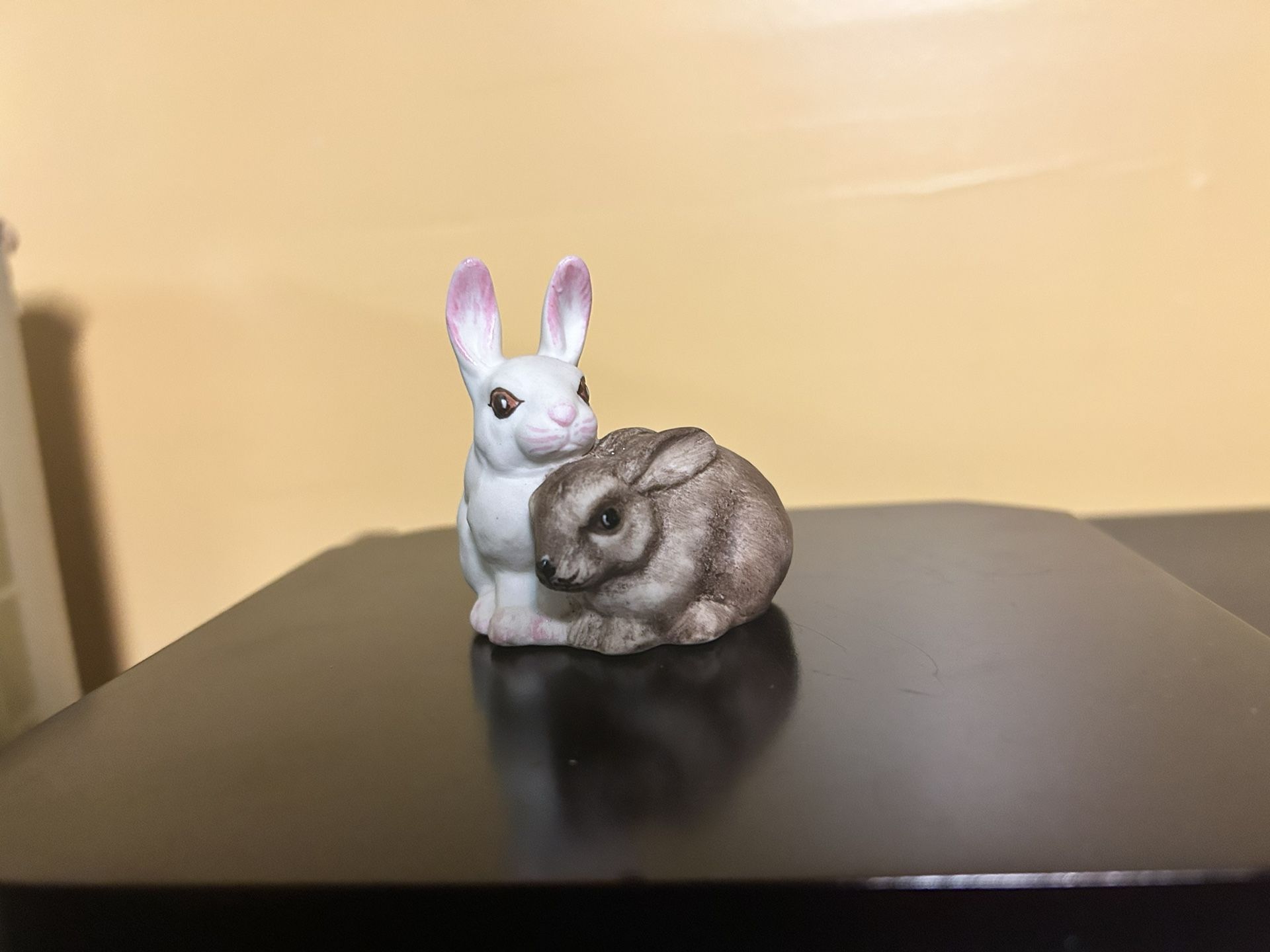 Adorable Bunny Figurine Set