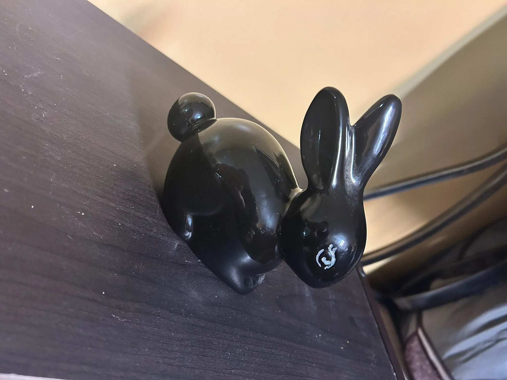 Black Ceramic Rabbit Figurine image indicator(2)