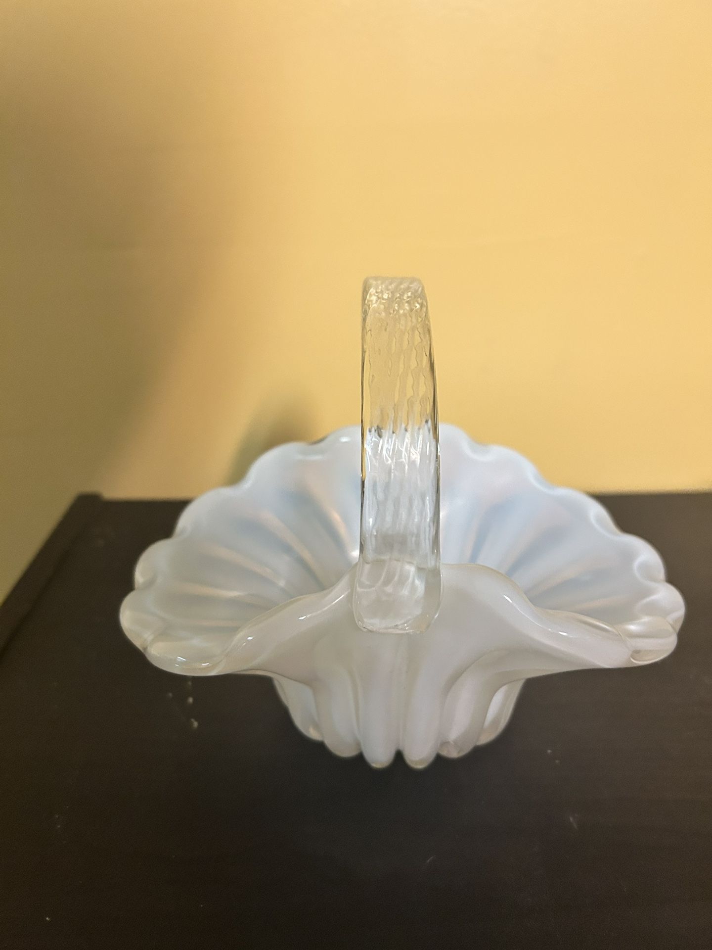Vintage Mikasa Lasio Glass Basket - photo 2