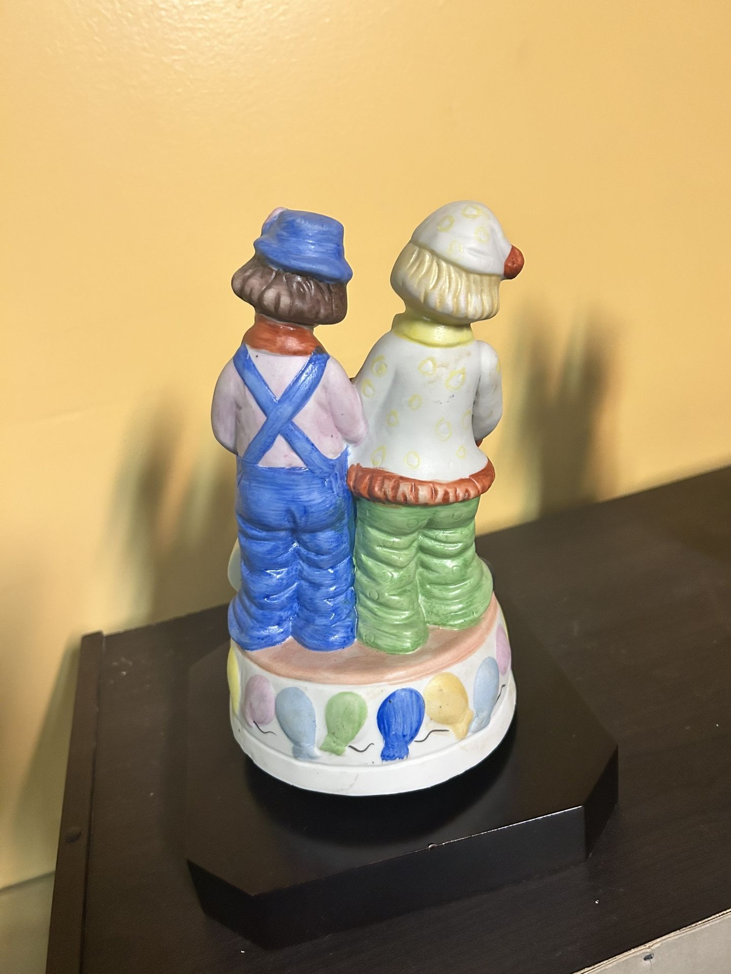 Vintage Porcelain Clown Music Box - photo 2