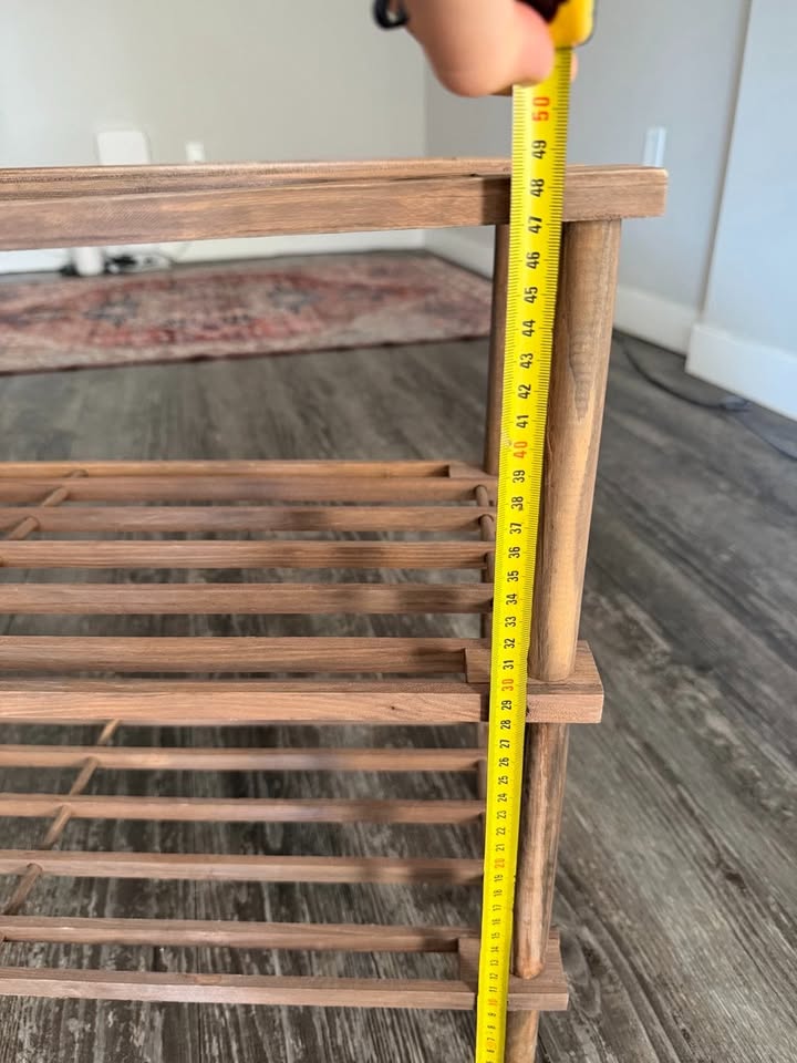 Wooden Shoe Rack / Small Shelf – Great Condition - photo 5