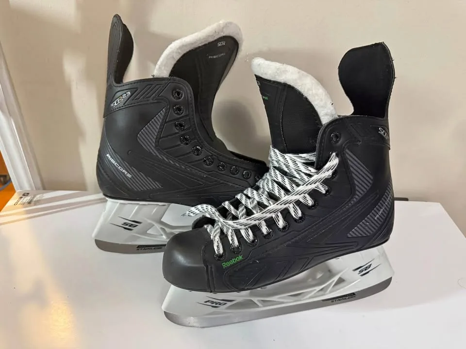 Reebok RibCore SC87 Player skates thumbnail