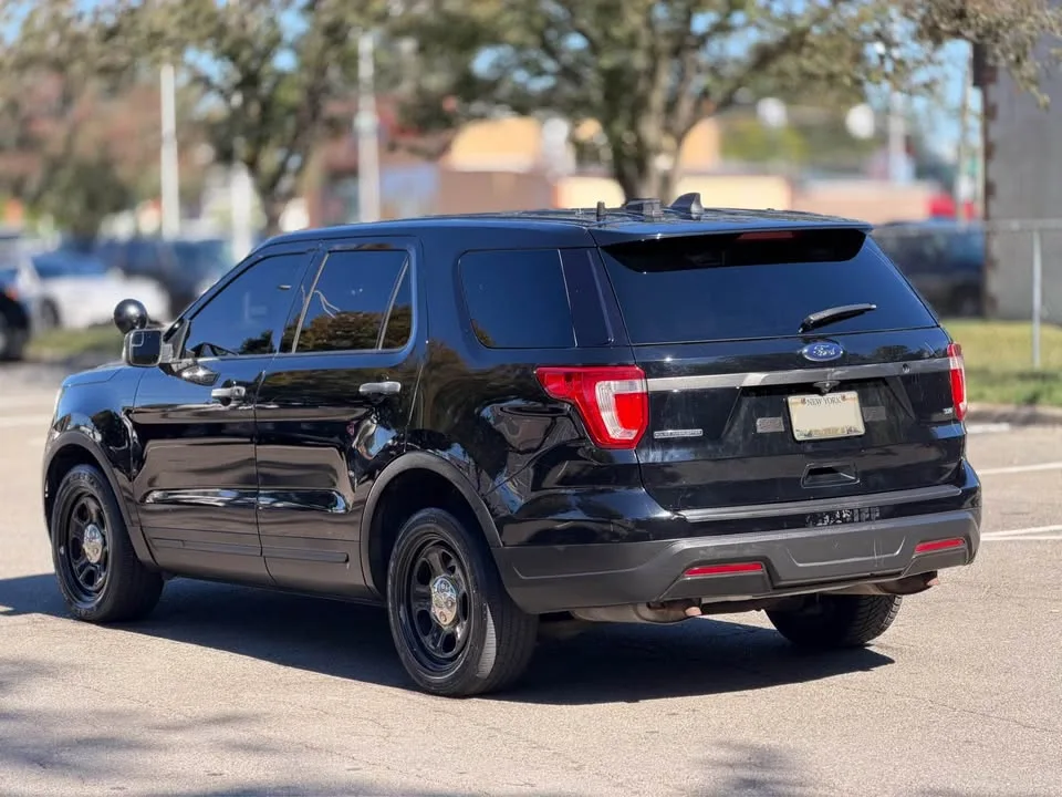 2018 Ford Explorer · Sport Utility 4D image indicator(3)