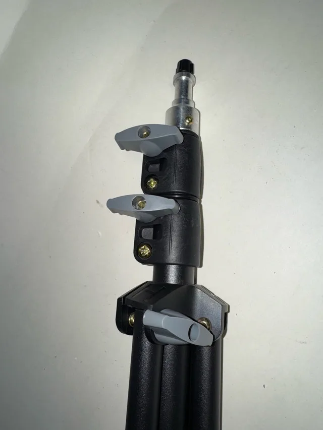 Set of 4 heavy duty 2 meters height tripod image indicator(2)