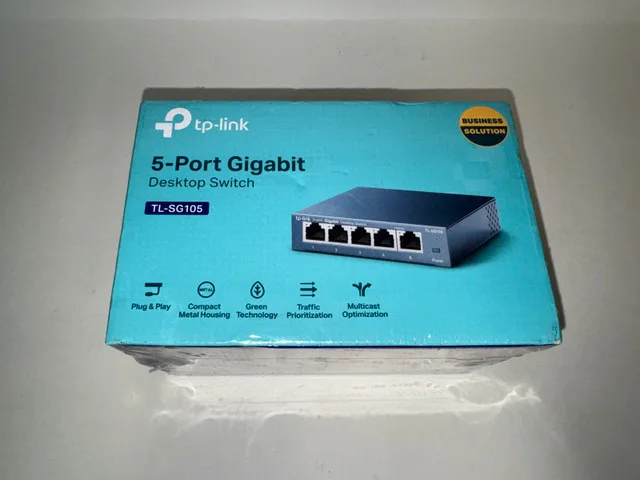 TP-link 5-Port Gigabit Desktop Switch thumbnail