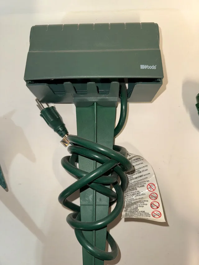 Assorted garden accessories image indicator(3)